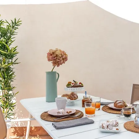 Dama Sicilian Luxury & *
